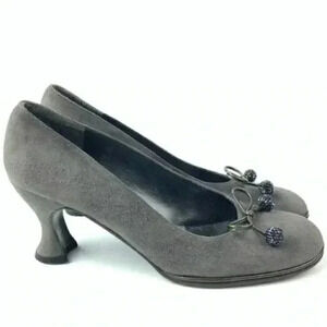 Stuart Weitzman women’s heels 7.5 AA Gray suede